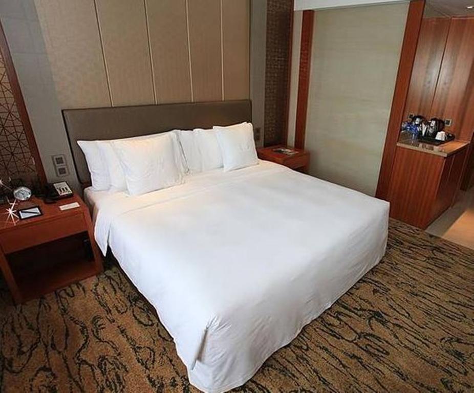 Gloria Grand Hotel Wuxi Wuxi  Buitenkant foto