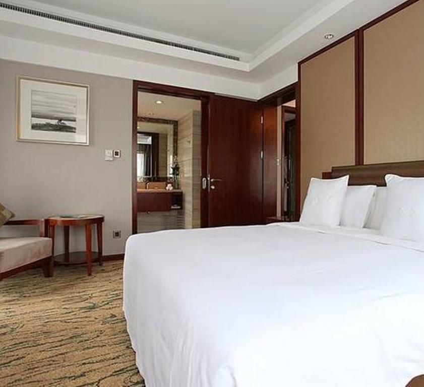 Gloria Grand Hotel Wuxi Wuxi  Buitenkant foto