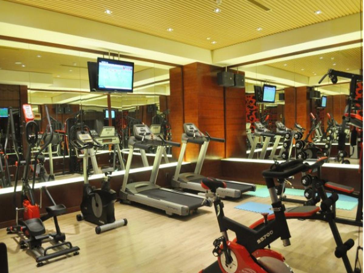 Gloria Grand Hotel Wuxi Wuxi  Buitenkant foto