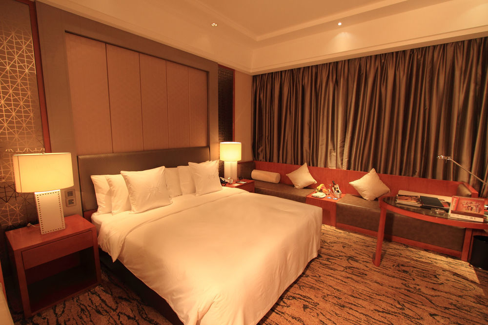 Gloria Grand Hotel Wuxi Wuxi  Buitenkant foto