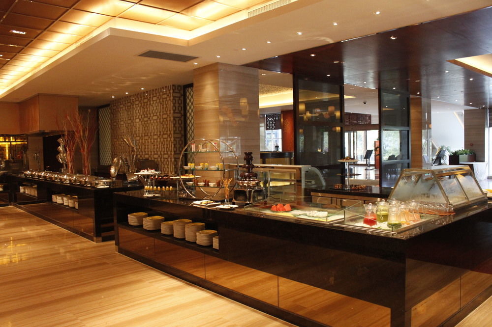 Gloria Grand Hotel Wuxi Wuxi  Buitenkant foto